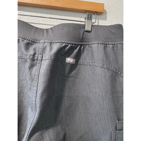 Figs Kade Cargo Scrub Pants Graphite Medium Petite - Picture 5 of 7